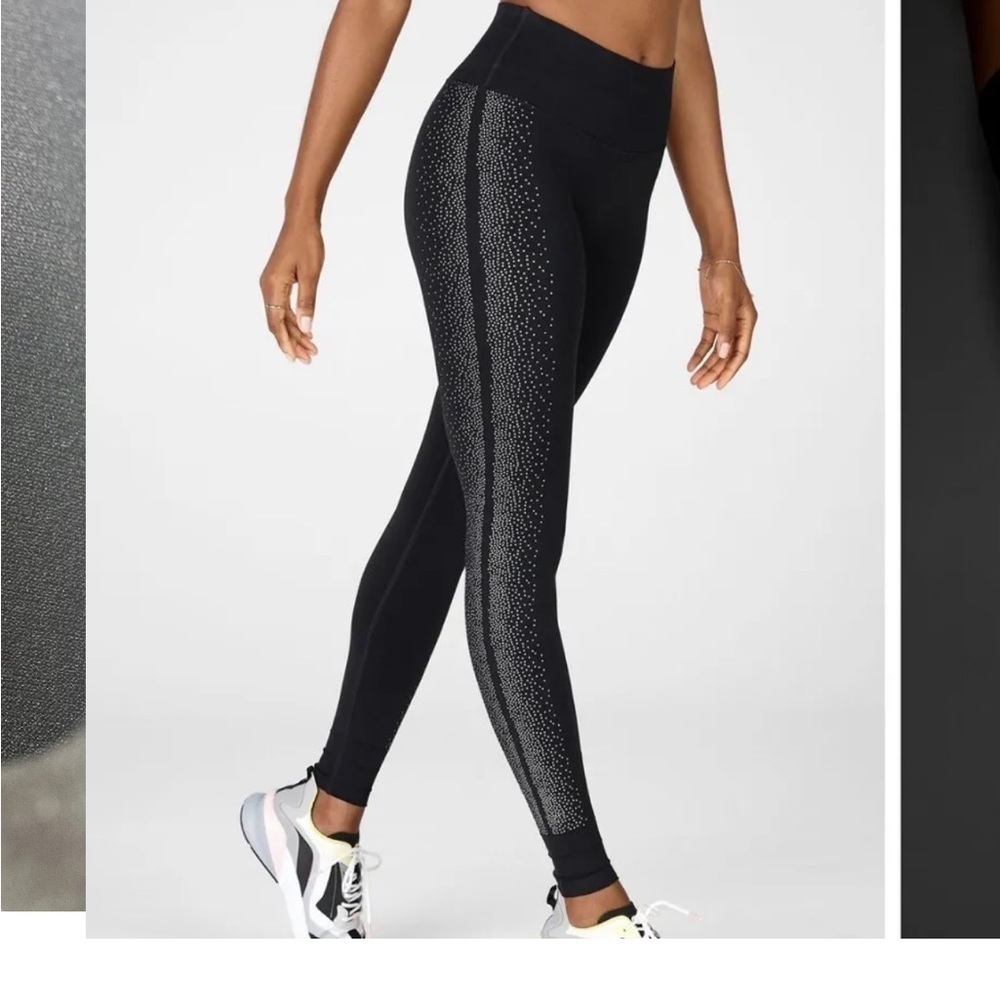 Reflective Legging Fabletics High-Waisted Sculptknit Black Silver Size Small - Picture 16 of 17